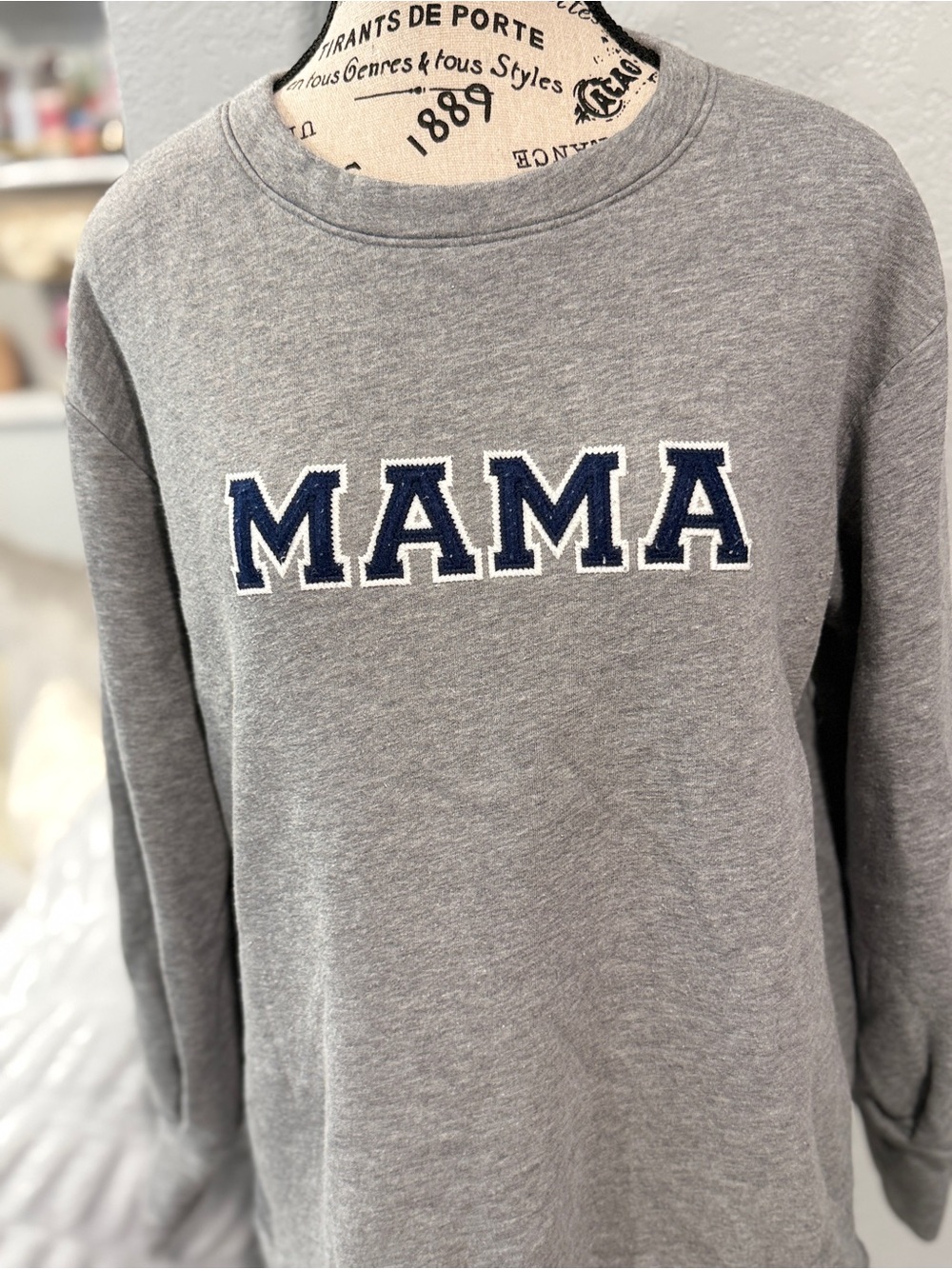 Isabel Maternity Gray MAMA Graphic Maternity Sweatshirt Size Medium - Picture 4 of 8